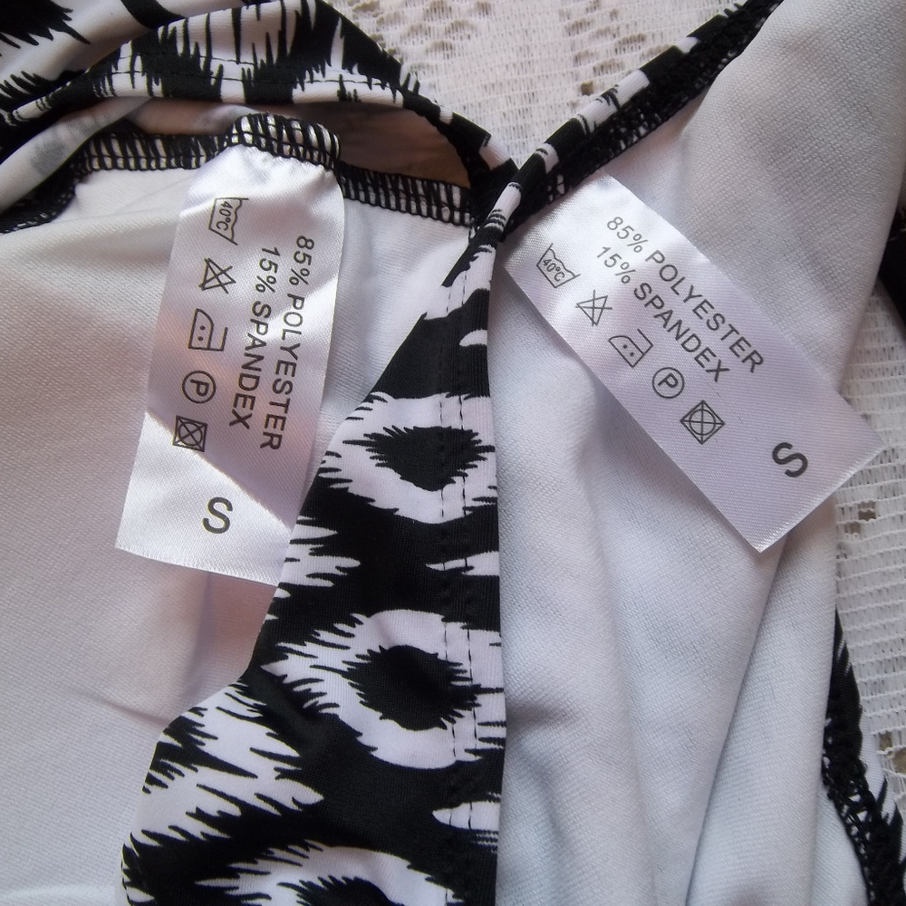 CLEARANCE ITEM Two Piece Bikini NWT - Picture 6 of 7